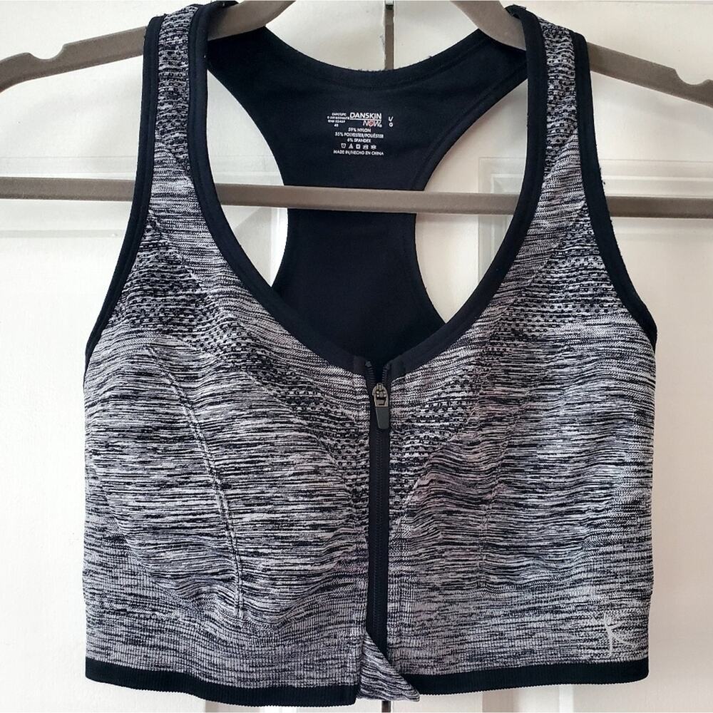 Zip Sports Bra Danskin Now size L gray & black zip closure